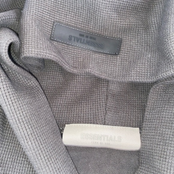 NWT ESSENTIALS FEAR OF GOD Off Black Waffle Knit Raglan Hoodie - Picture 4 of 7